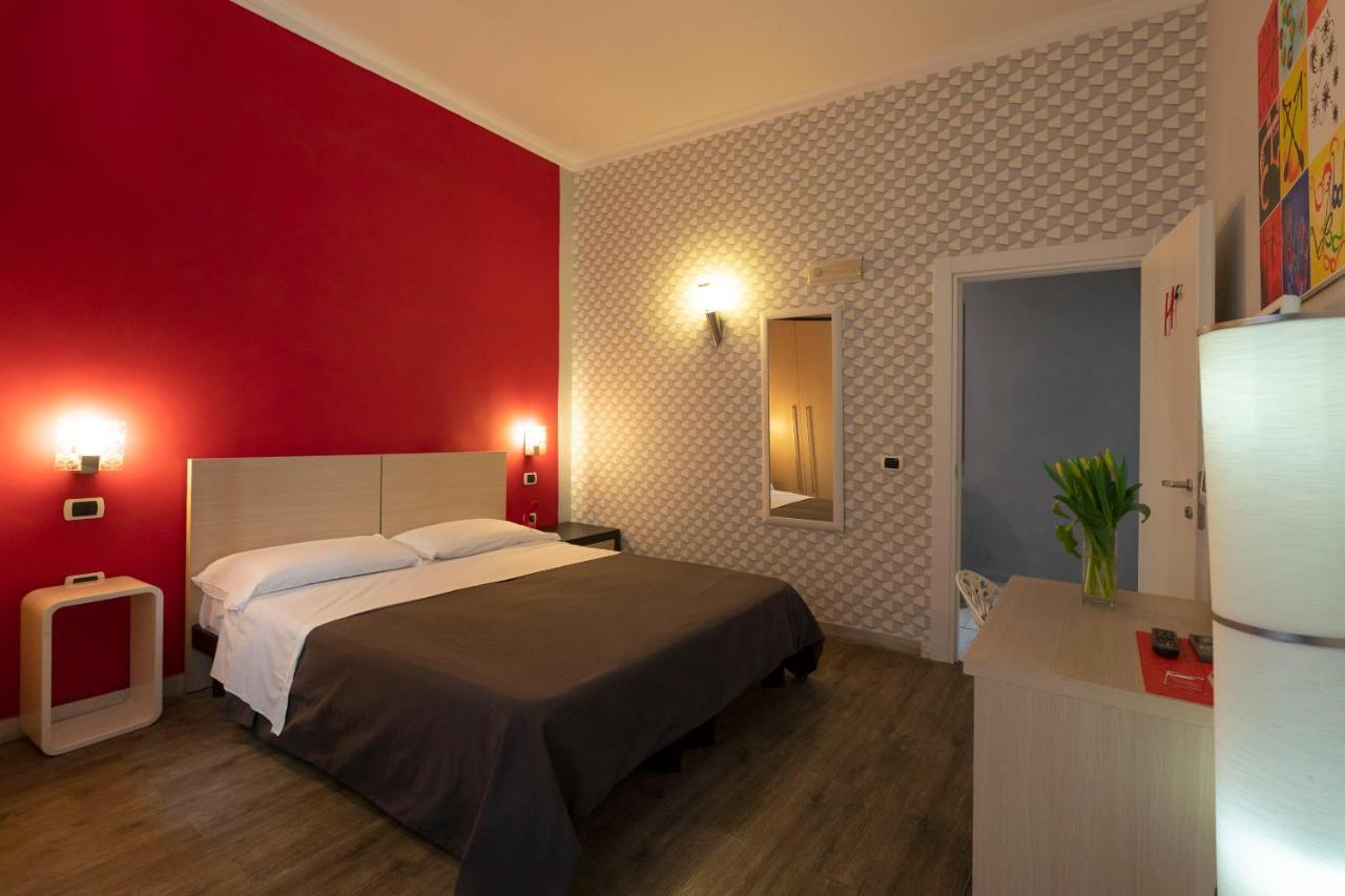 H Rooms Boutique Hotel Naples Exterior photo