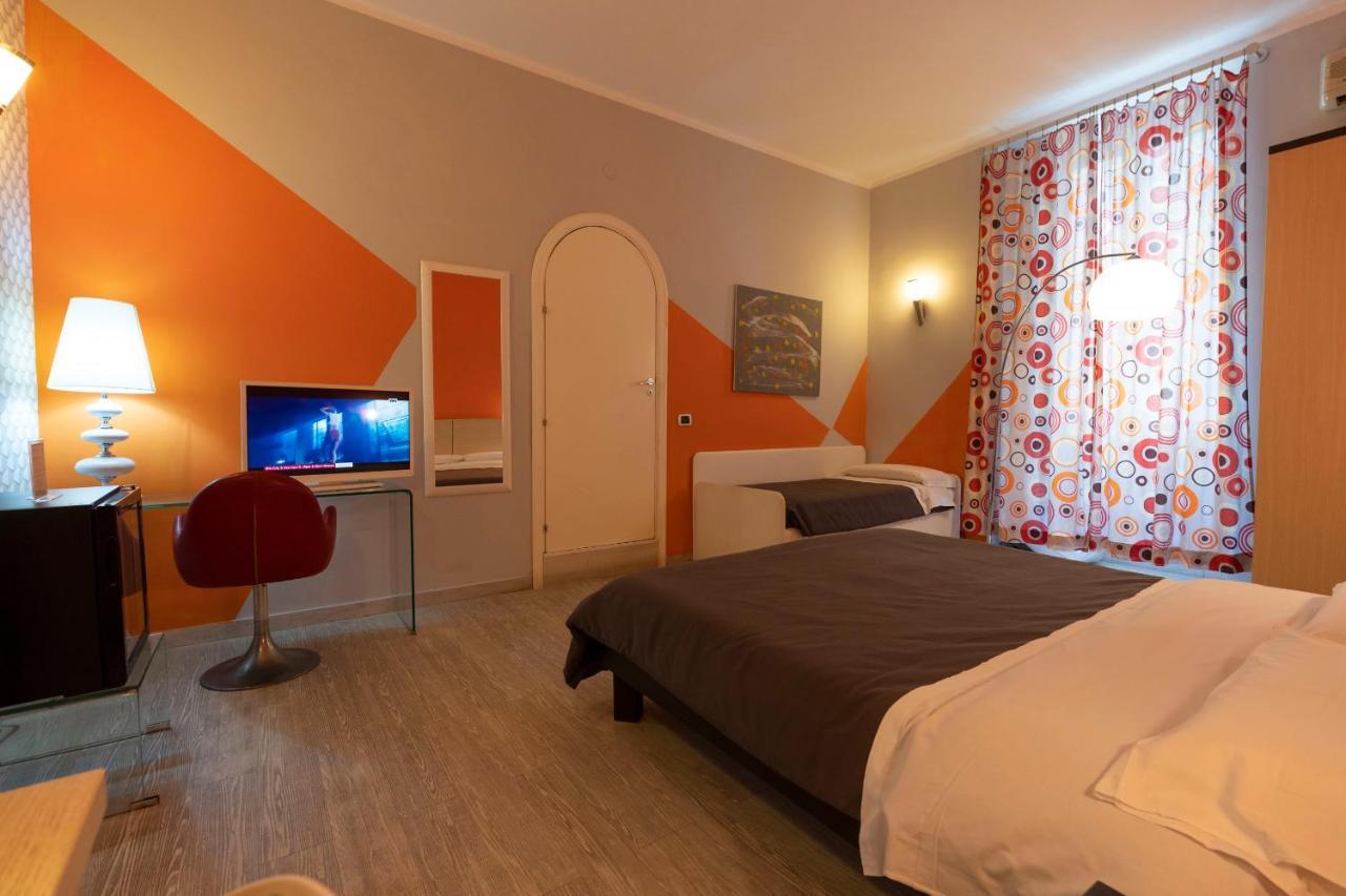 H Rooms Boutique Hotel Naples Exterior photo