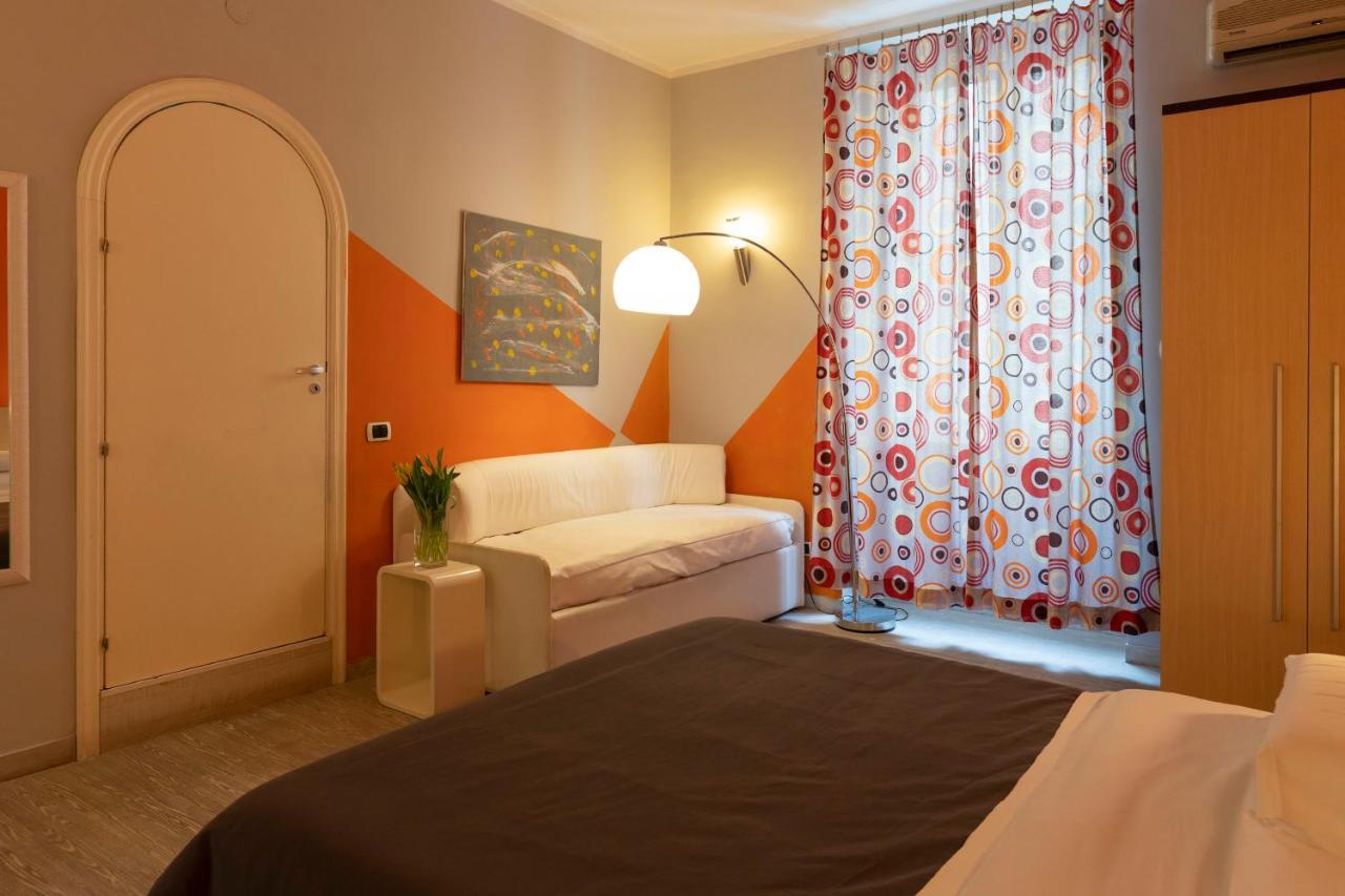 H Rooms Boutique Hotel Naples Exterior photo